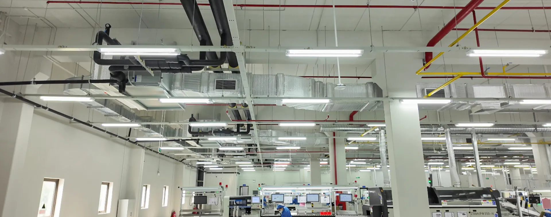 Thiết kế thi công hệ thống kỹ thuật và hoàn thiện nội thất nhà máy (Fitout)